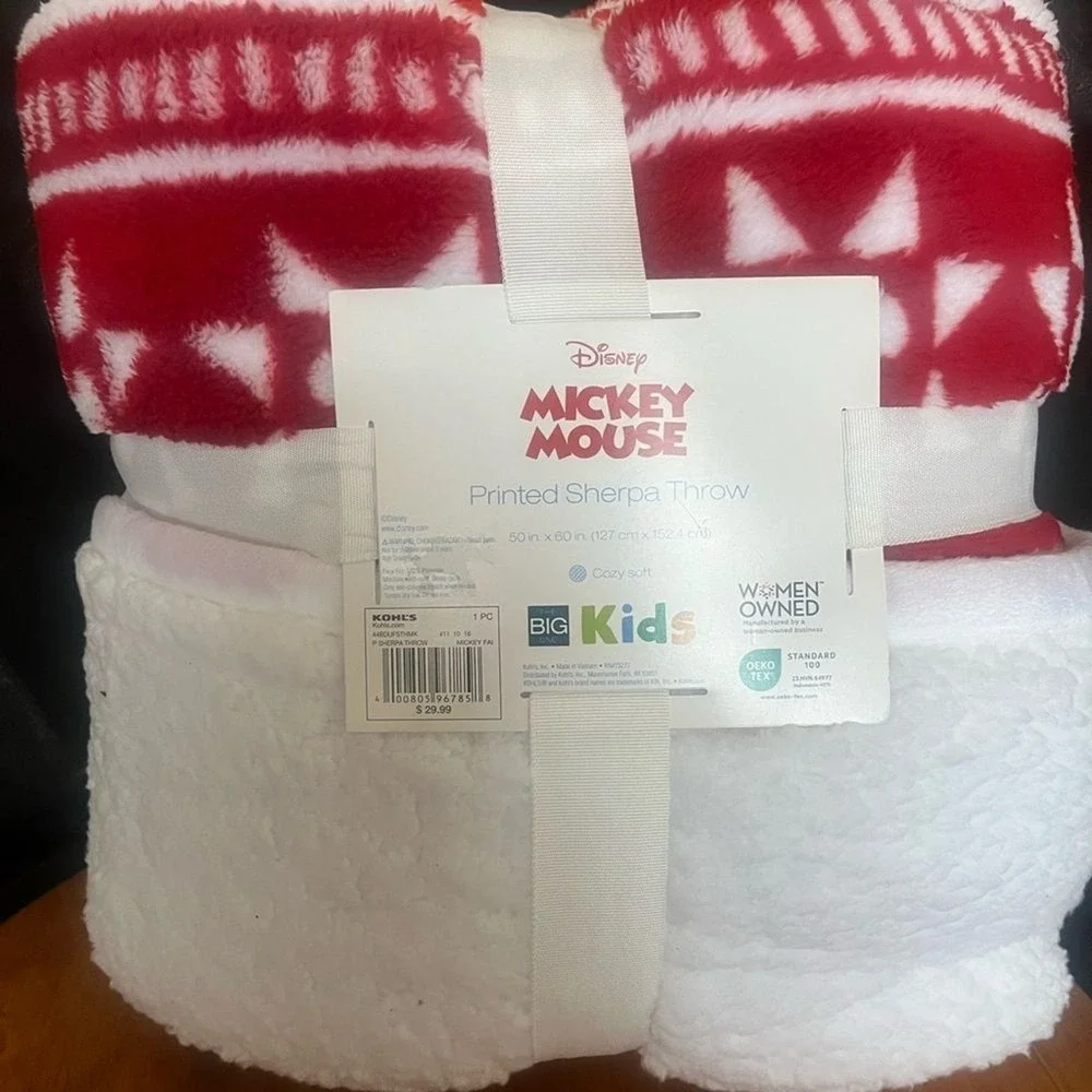 The Big One Disney Mickey Mouse Snowflake Christmas Sherpa Throw Blanket 50